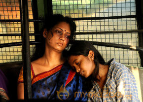 Vidiyum Mun Movie Stills  photo 2