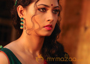 Vidiyum Mun Movie Stills  photo 19