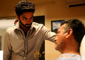Vidiyum Mun Movie Stills  photo 6