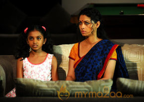 Vidiyum Munn Movie Stills  photo 7