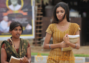Vidiyum Varai Vinmeengalaavom Movie Stills  photo 28