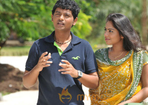Vidiyum Varai Vinmeengalaavom Movie Stills  photo 29