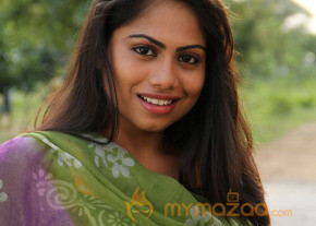 Vidiyum Varai Vinmeengalaavom Movie Stills  photo 6
