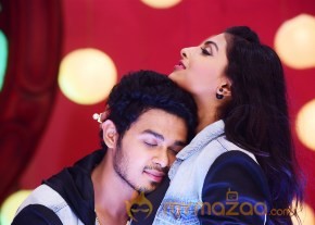 Vinavayya Ramayya movie latest stills