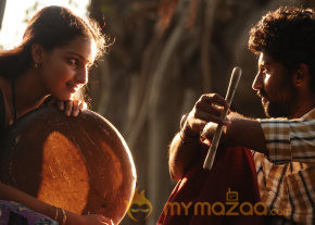Vizha Movie Stills  photo 4