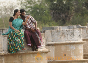 Vizha Movie Stills  photo 13