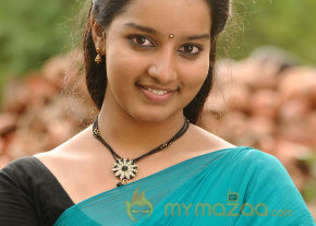 Vizha New Movie Stills  photo 8
