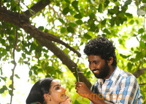 Vizha New Movie Stills  photo 19