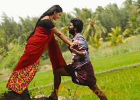 Vizha New Movie Stills  photo 20