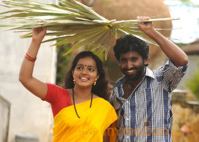Vizha New Movie Stills  photo 26