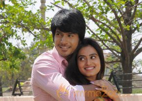 Yaaruda Mahesh Movie Latest Stills photo 35