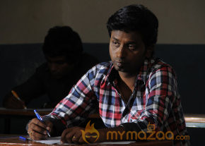 Yaaruda Mahesh Movie Latest Stills photo 11