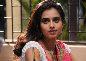 Yaaruda Mahesh Movie Latest Stills photo 71