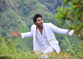 Yaaruda Mahesh Movie Latest Stills photo 53