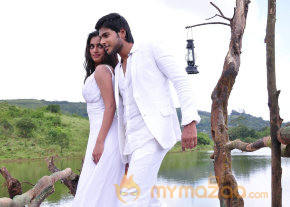 Yaaruda Mahesh Movie Latest Stills photo 37