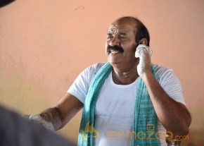 Yokkiyan Vaaran Somba Thooki Ulla Vai Movie Stills photo 8