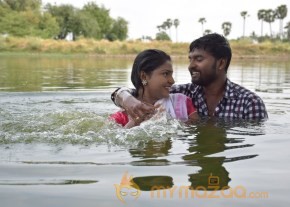 Yokkiyan Vaaran Somba Thooki Ulla Vai Movie Stills photo 22
