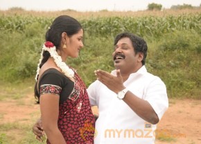 Yokkiyan Vaaran Somba Thooki Ulla Vai Movie Stills photo 7