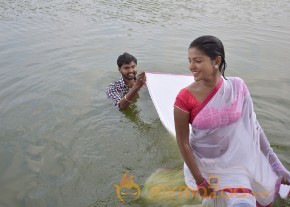 Yookkiyan Varan Sombai Thooki Ulla Vai Pics photo 15