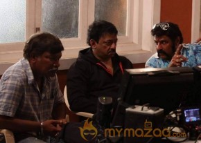 Balakrishna Meets Big B in Mumbai photo 2