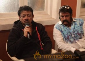 Balakrishna Meets Big B in Mumbai