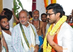 Chiranjeevi Birthday Special: Ram Charan Pooja at Film Nagar Temple photo 8