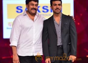 MEGA HUNGAMA 2016: Megastar Chiranjeevi Live Performance Photos at CineMAA Awards 2016