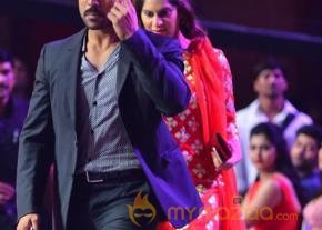 MEGA HUNGAMA 2016: Megastar Chiranjeevi Live Performance Photos at CineMAA Awards 2016 photo 22
