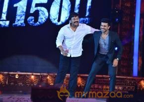 MEGA HUNGAMA 2016: Megastar Chiranjeevi Live Performance Photos at CineMAA Awards 2016 photo 8