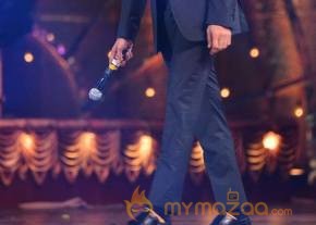 MEGA HUNGAMA 2016: Megastar Chiranjeevi Live Performance Photos at CineMAA Awards 2016 photo 6