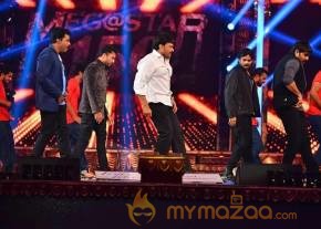 MEGA HUNGAMA 2016: Megastar Chiranjeevi Live Performance Photos at CineMAA Awards 2016 photo 26