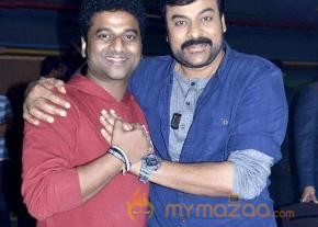 Megastar Chiranjeevi's Latest Photos From Khaidi No 150 sets photo 4