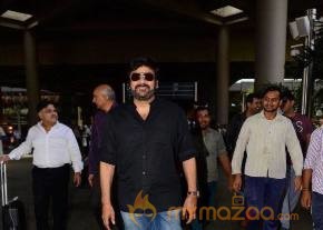 Mega Star at Mumbai Airport Photos photo 10
