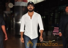 Ram Charan at Shamshabad Airport photo 7