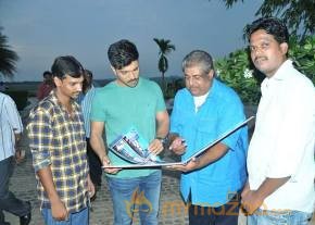 Ram Charan With Fans Latest Photos From The sets of 'Dhruva'