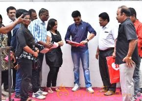 Ramcharan Latest Stills With Fans photo 6