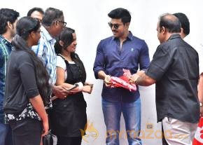 Ramcharan Latest Stills With Fans photo 7