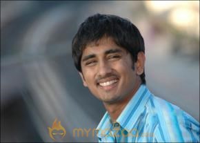 Siddharth Photogallery photo 33
