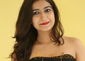 Actress Alisha New Photos photo 17