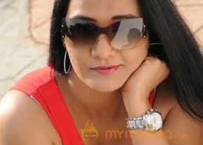 Actress Apoorva Hot Stills photo 3