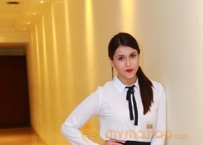Actress Mannara Chopra New Photos photo 16