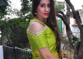 Actress Simrath Latest Photos photo 3