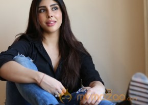 Aditi Singh Pics  photo 15