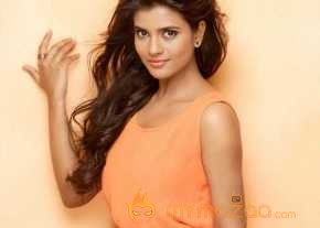 Aishwarya Rajesh Portfolio Pics photo 7