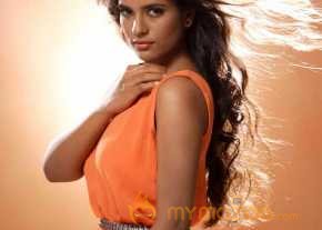 Aishwarya Rajesh Portfolio Pics photo 3