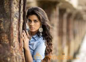 Aishwarya Rajesh Portfolio Pics photo 9