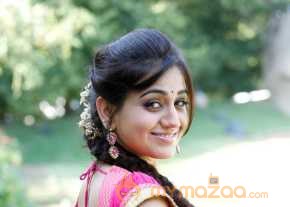  Aksha Pardasany  photo 12