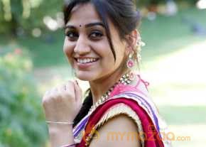  Aksha Pardasany  photo 15