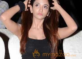 Anaika Soti Sizzling Portfolio photo 10