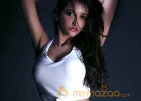  Anaika Soti 